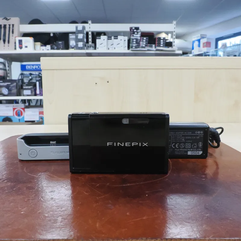 Used Fujifilm Finepix Z2 Digital Compact - Black - 3 Months Warranty