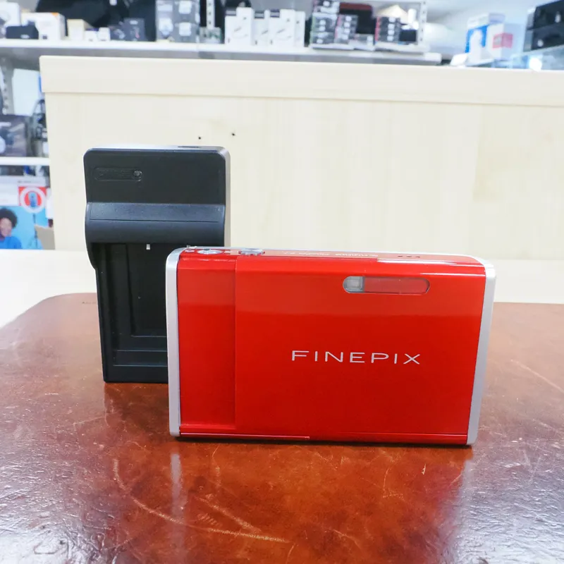 Used Fujifilm Finepix Z2 Digital Compact - Red - 3 Months Warranty