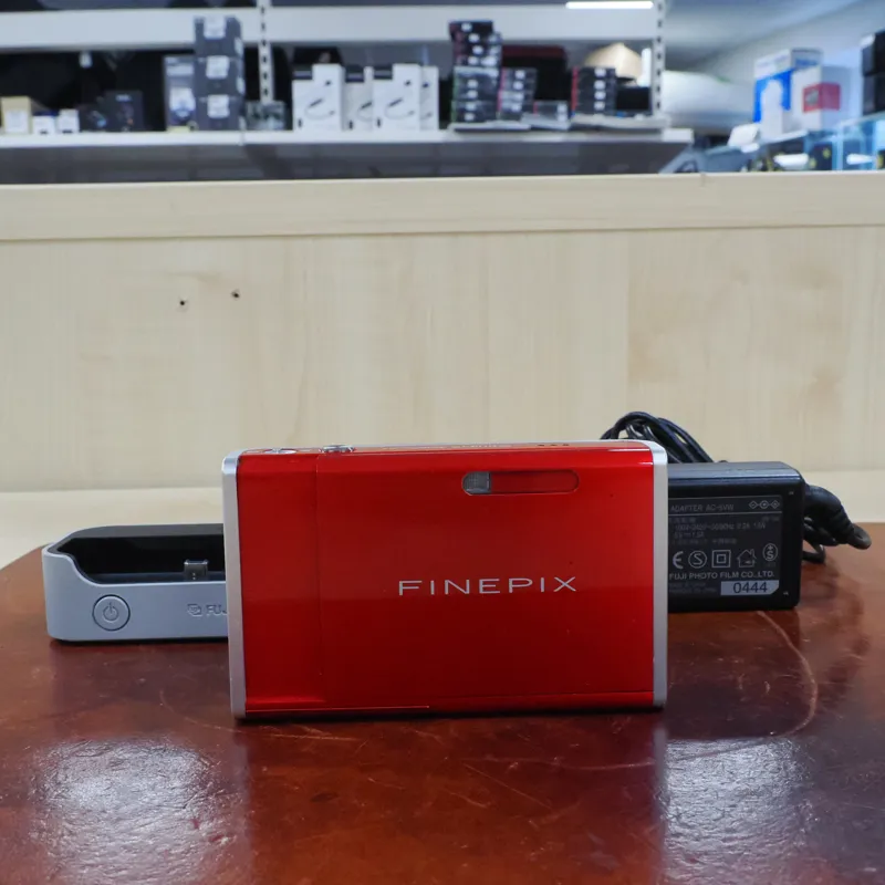 Used Fujifilm Finepix Z2 Digital Compact - Red - 3 Months Warranty