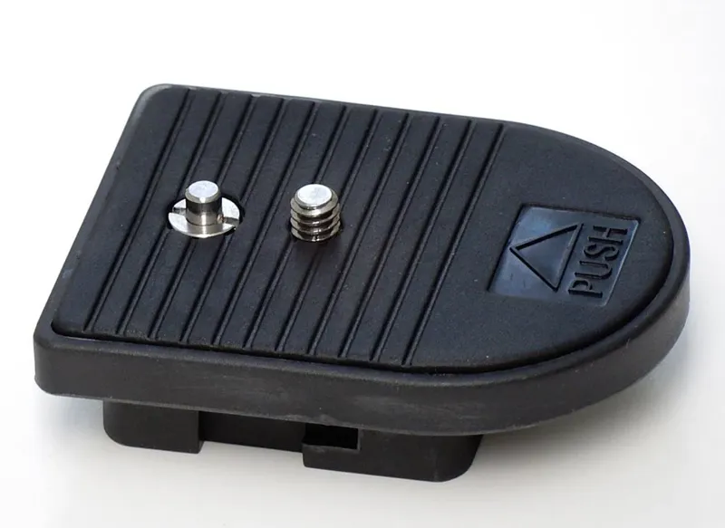 Vanguard QS-03 Quick Release Plate-1