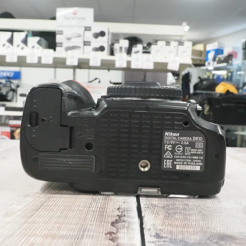 Used Nikon D610 Body - 16302 Actuations - 12 Months Warranty-4