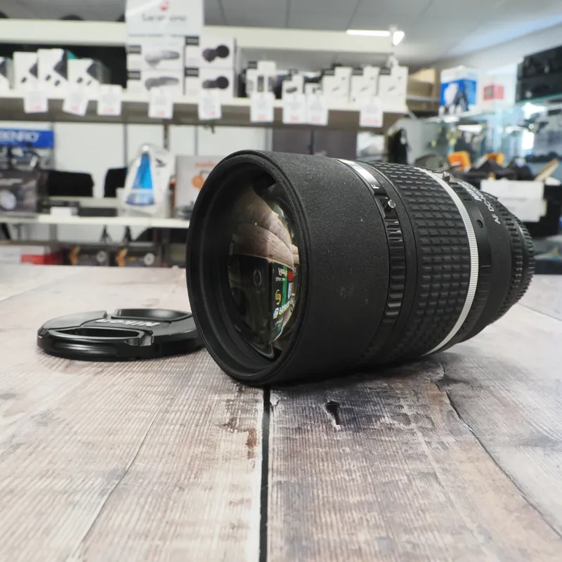 Used Nikon AF 135mm f2 D DC Nikkor - 12 Months Warranty-2