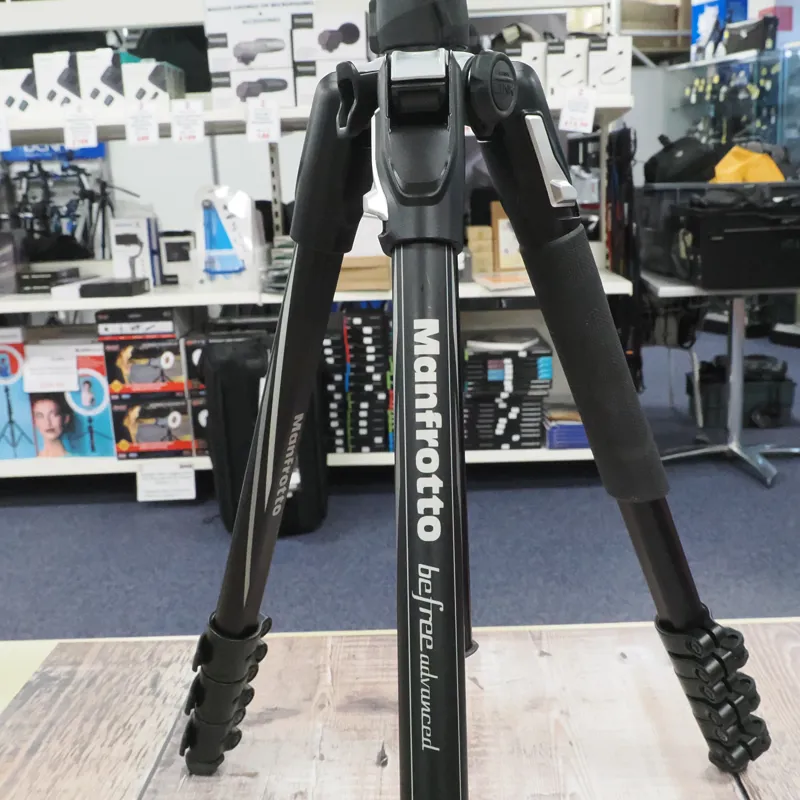 Used Manfrotto BeFree Tripod + MH494-BH Head - 12 Months Warranty-1
