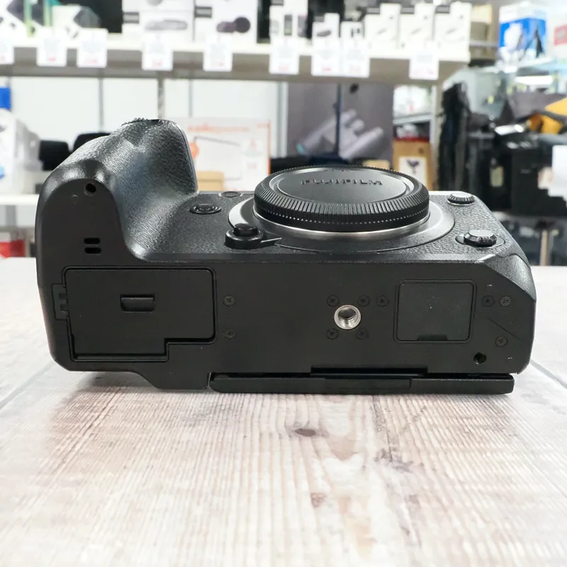 Used Fujifilm X-H1 Body - 243 Actuations - 12 Months Warranty-5