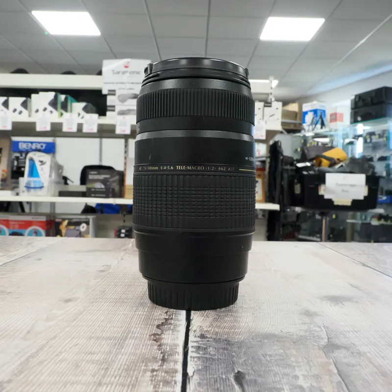 Used Tamron Di LD 70-300mm f4-5.6 - Canon EF - 12 Months Warranty-1