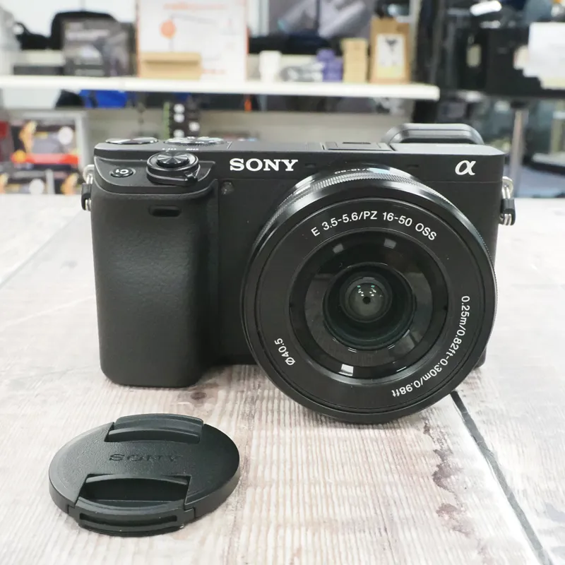 Used Sony A6400 + 16-50mm PZ - 147 Actuations - 12 Months Warranty-1