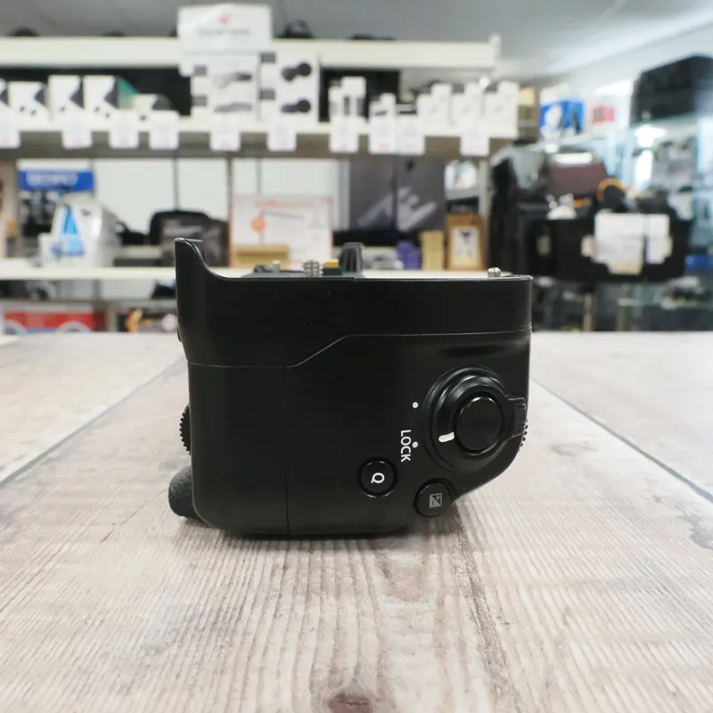 Used Fujifilm VPB-XH1 Grip for XH-1 Body - 12 Months Warranty-3