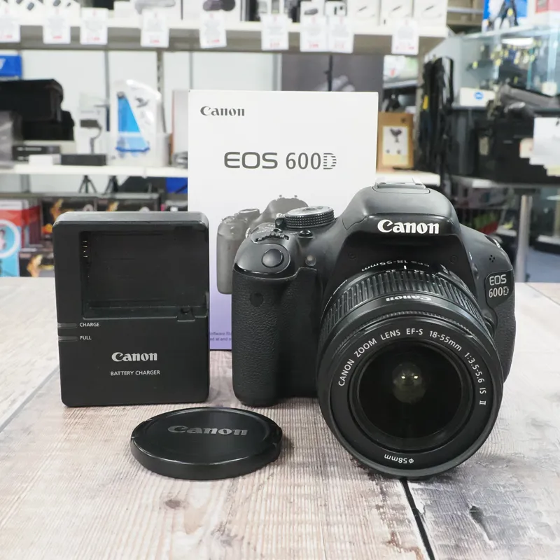 Used Canon EOS 600D + 18-55mm IS II - 9774 Actuations - 12 Months Warranty