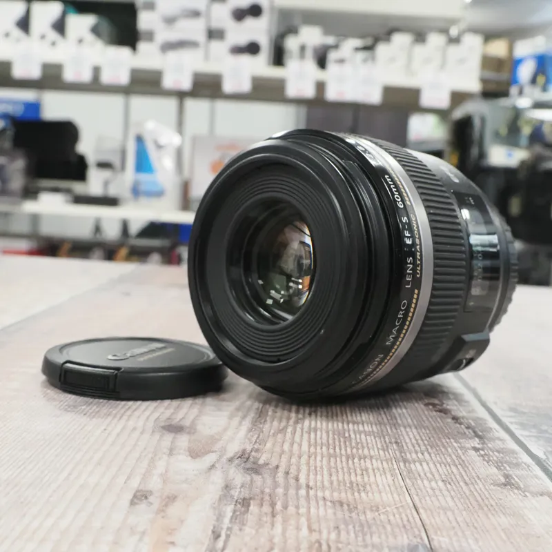 Used Canon EF-S 60mm f2.8 Macro - 12 Months Warranty-2