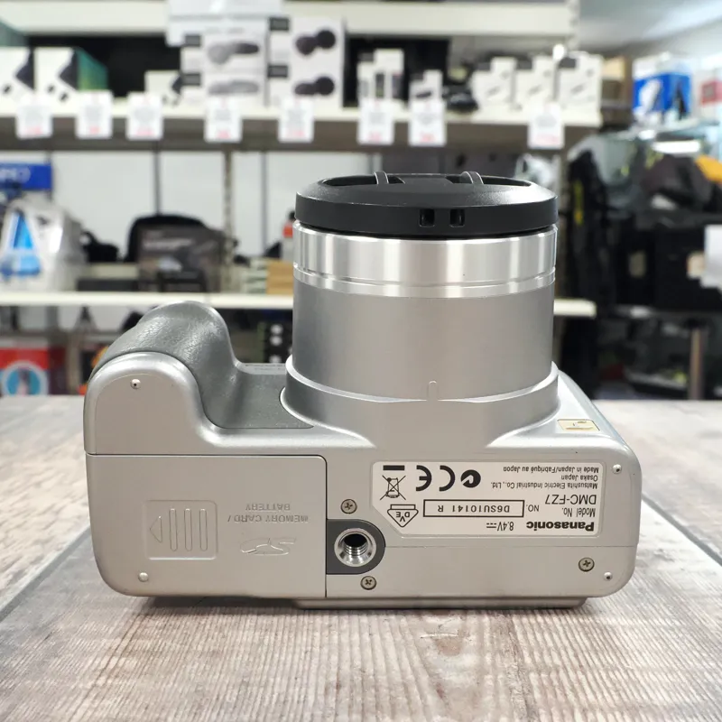 Used Panasonic Lumix FZ7 Bridge Camera - Silver - 3 Months Warranty-4