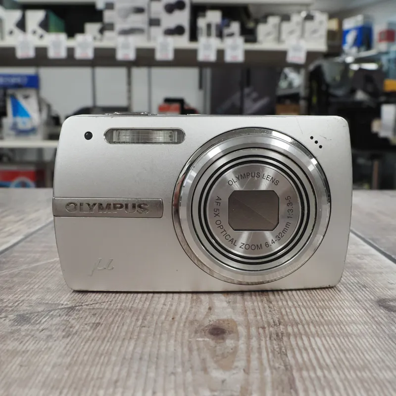 Used Olympus u820 Digital Compact - 3 Months Warranty-1
