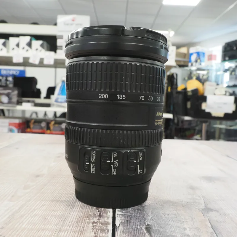 Used Nikon AF-S 18-200mm f3.5-5.6 G ED VR DX - 12 Months Warranty-1