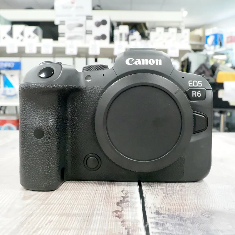 Used Canon EOS R6 Body - 17000 Actuations - 12 Months Warranty-1