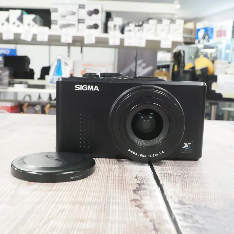 Used Sigma DP1 Compact Digital Camera - 12 Month Warranty-1