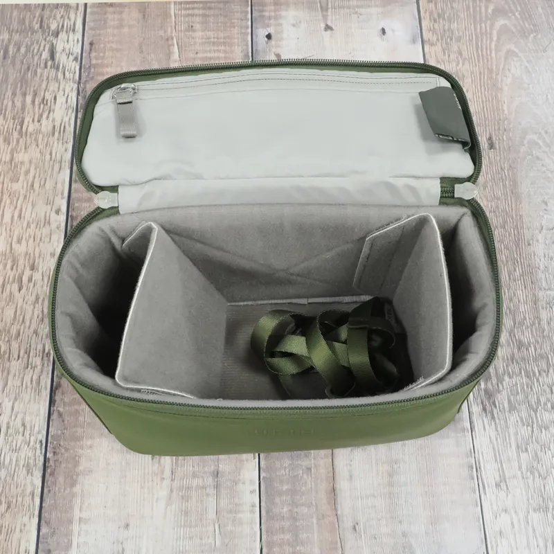 Used Urth Arkos 20L Photo Backpack - Green - 12 Month Warranty-3