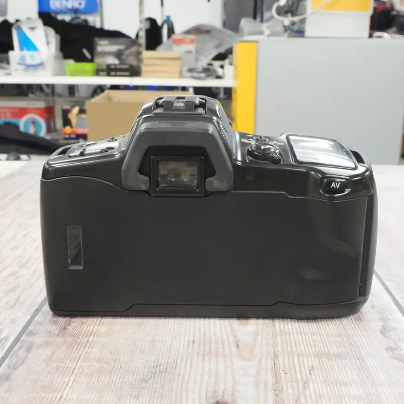 Used Minolta Dynax 500si + Sigma 28-70mm f2.8-4 - Film - 3 Months Warranty-2