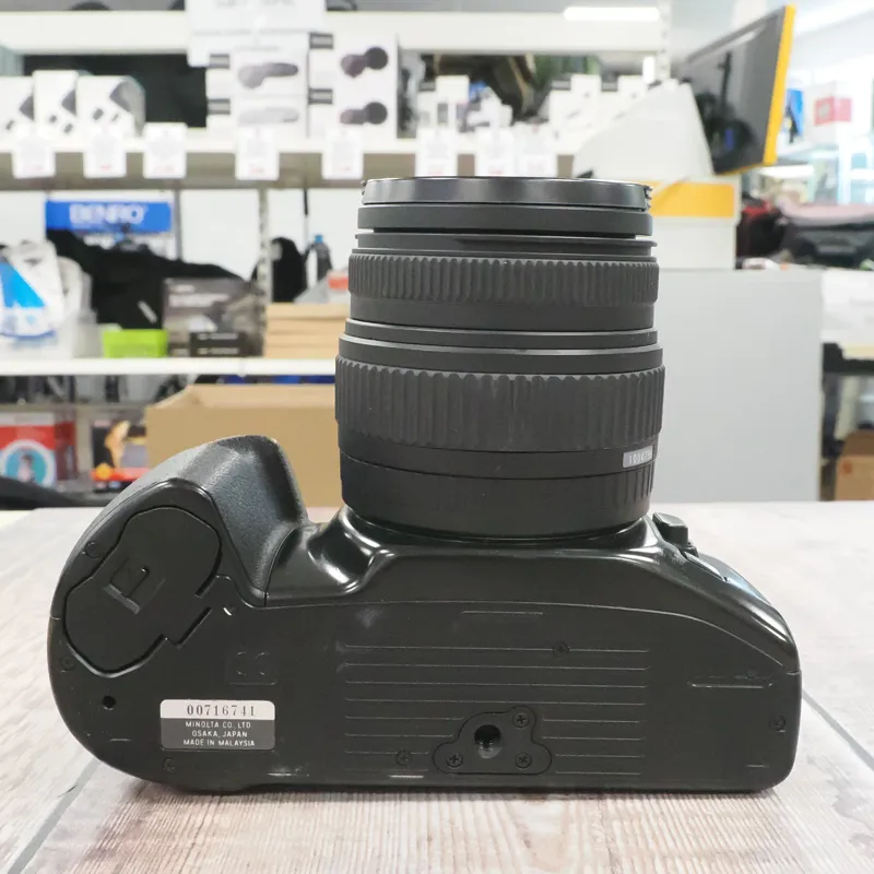 Used Minolta Dynax 500si + Sigma 28-70mm f2.8-4 - Film - 3 Months Warranty-4