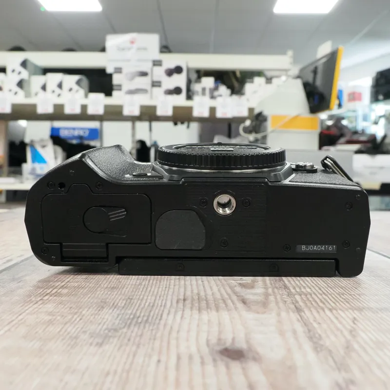 Used OM System OM-5 Body - Black - 1005 Actuations - 12 Months Warranty-5