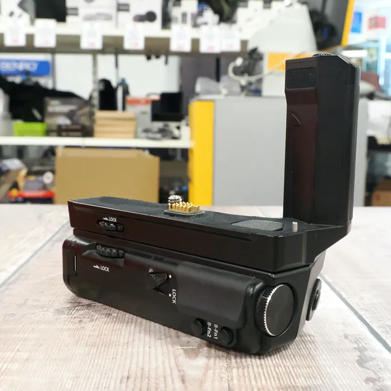 Used Olympus HLD-8 Two Part Grip for E-M5 II - 12 Months Warranty-1