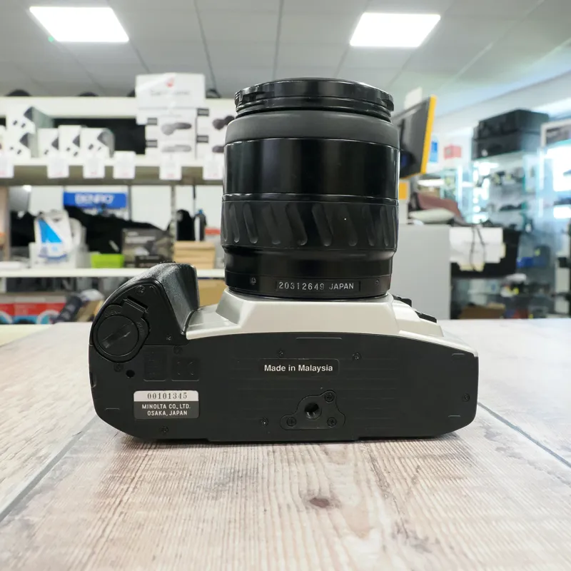 Used Minolta Dynax 404si + Zoom 28-80mm f4-5.6 - Film - 3 Months Warranty-3