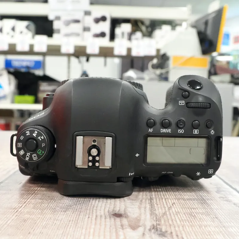 Used Canon EOS 6D Mark II Body - 6492 Actuations - 12 Months Warranty-4
