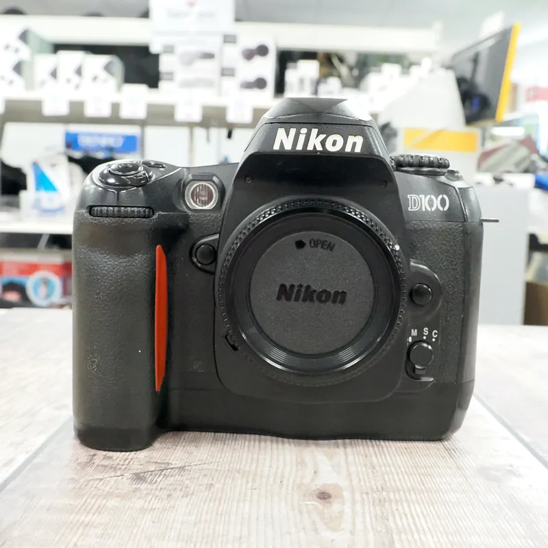 Used Nikon D100 Body - 12 Months Warranty-1