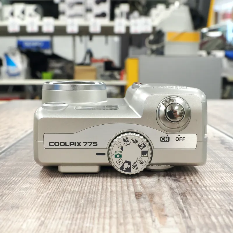 Used Nikon Coolpix 775 Digital Compact - Silver - 3 Months Warranty-3