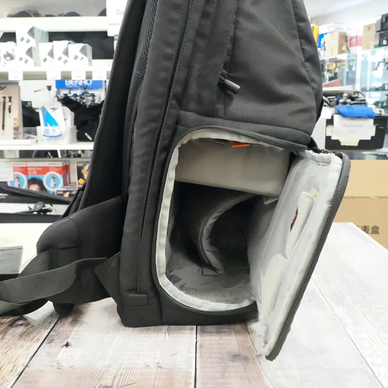 Used Lowepro Fastpack 250 Photo Backpack - 3 Months Warranty-4