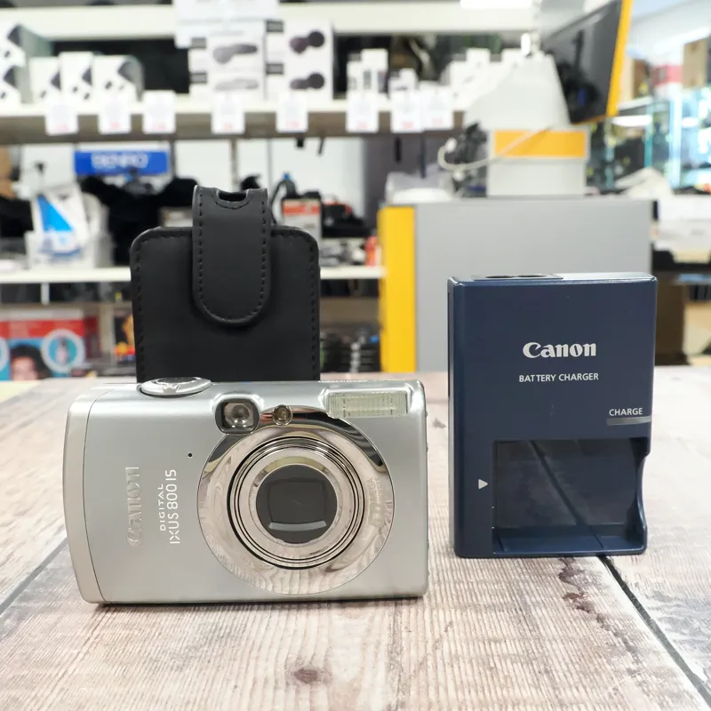 Used Canon IXUS 800 IS Digital Compact - 3 Months Warranty