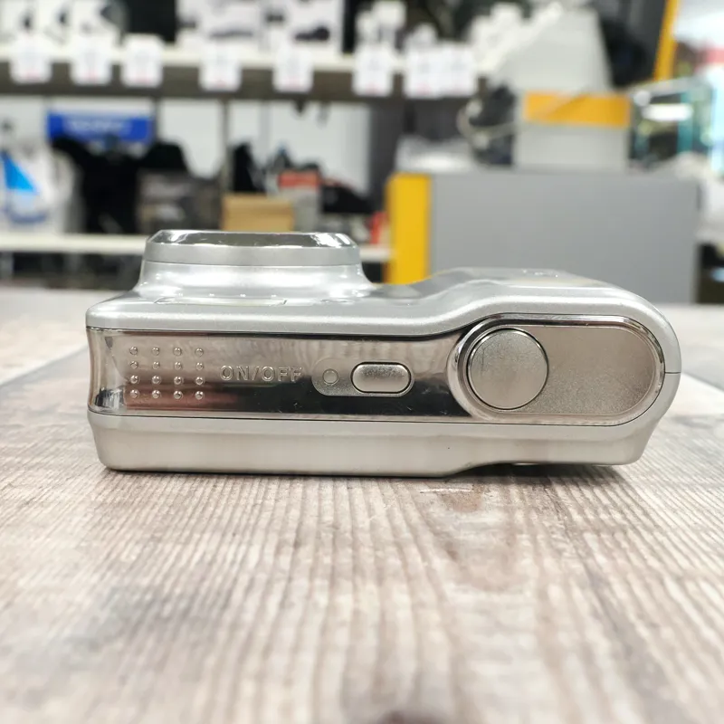 Used Nikon Coolpix L4 Digital Compact - 3 Months Warranty-3