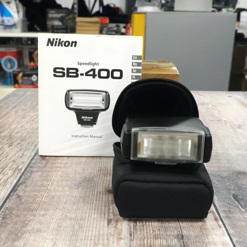 Used Nikon SB 400 Speedlight Flash - 12 Months Warranty