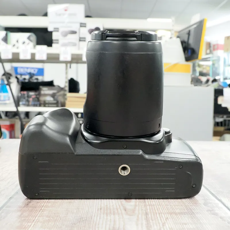 Used Canon EOS 700 + 35-80mm Power Zoom - Film - 3 Months Warranty-4