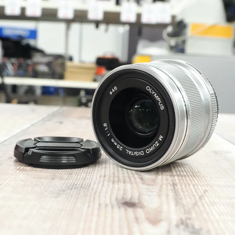 Used Olympus M.Zuiko 25mm f1.8 - Silver - 12 Months Warranty-2