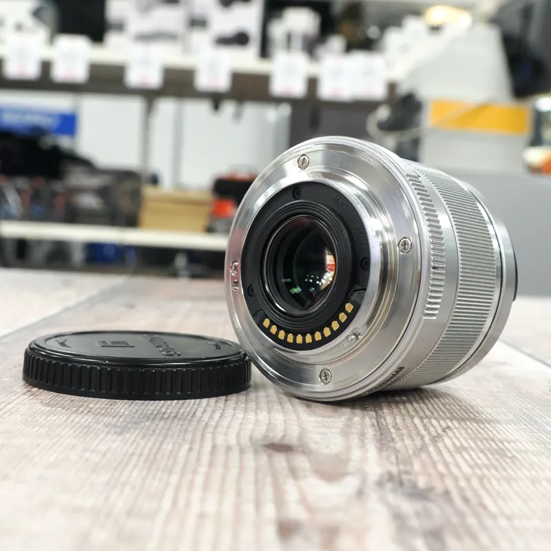 Used Olympus M.Zuiko 25mm f1.8 - Silver - 12 Months Warranty-3