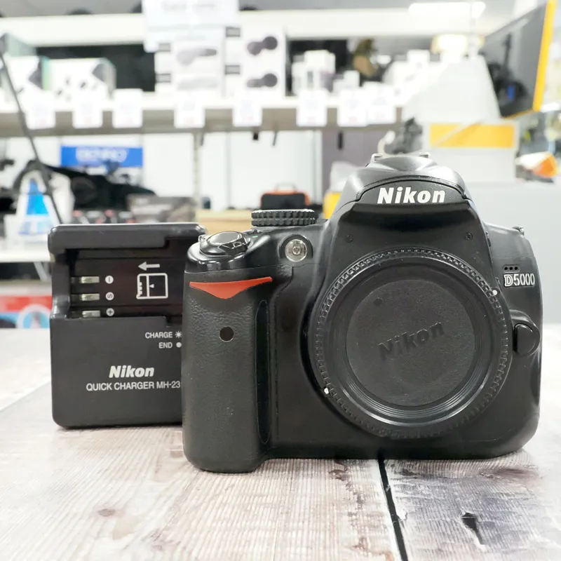 Used Nikon D5000 Body - 35566 Actuations - 12 Months Warranty