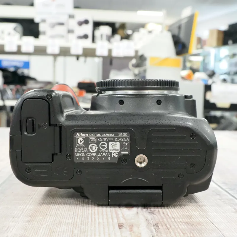 Used Nikon D5000 Body - 35566 Actuations - 12 Months Warranty-5