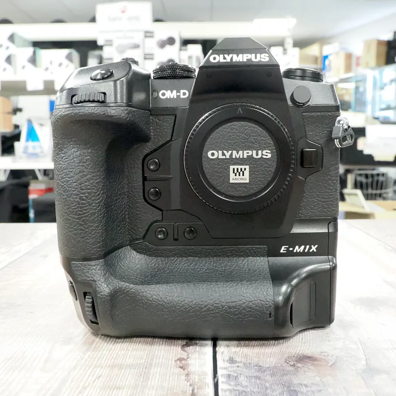 Used Olympus OM-D E-M1X Body - 15549 Actuations - 12 Months Warranty-1