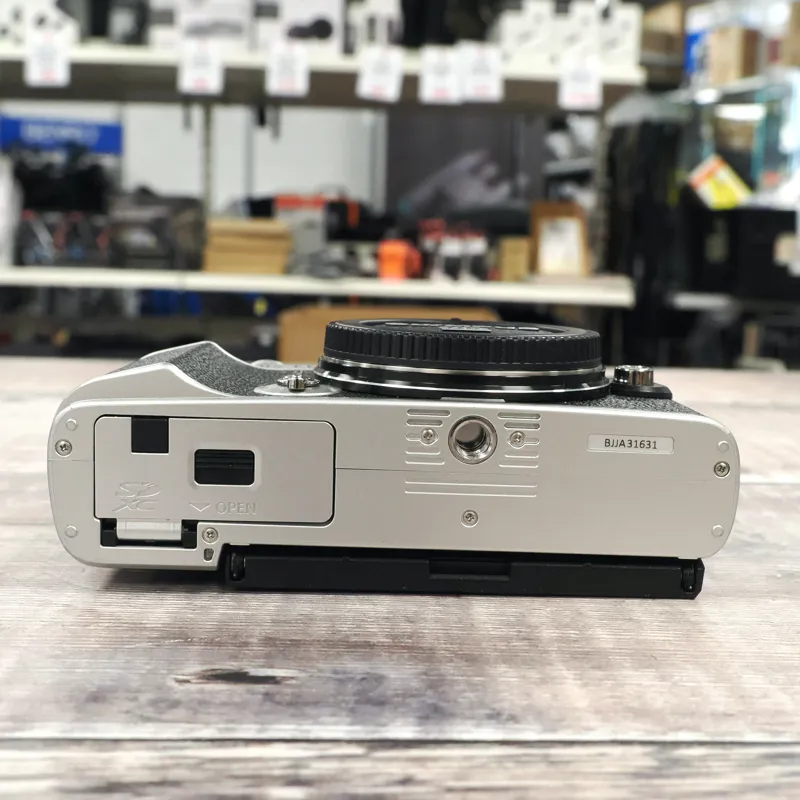 Used Olympus Pen EP-7 Body - Silver - 11989 Actuations - 12 Months Warranty-5