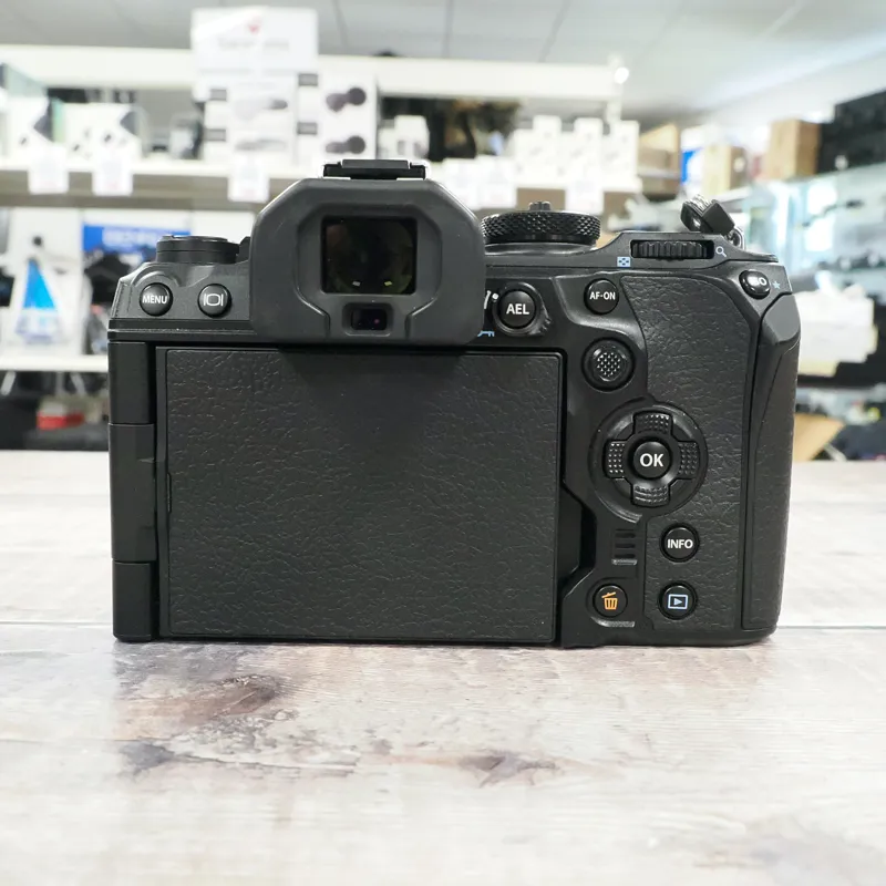 Used Olympus OM-1 Body - 2790 Actuations - 12 Months Warranty-2