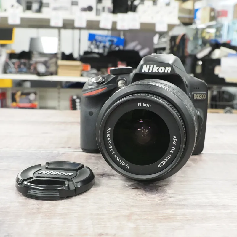 Used Nikon D3200 + AF-S 18-55mm VR - 6601 Actuations - 12 Months Warranty-1
