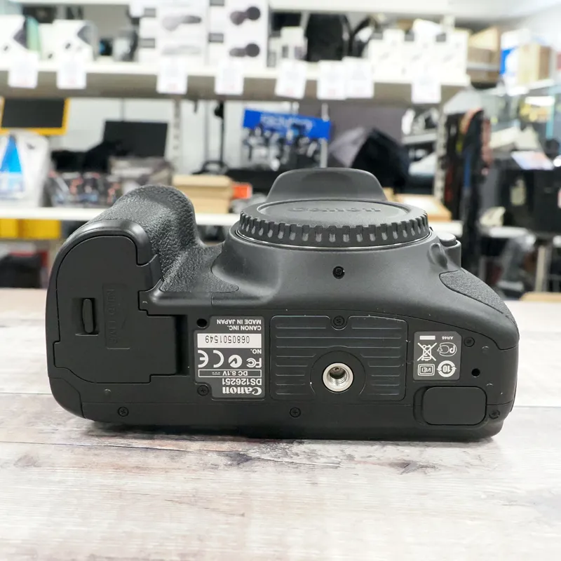 Used Canon EOS 7D Mark I - 7461 Actuations - 12 Months Warranty-4