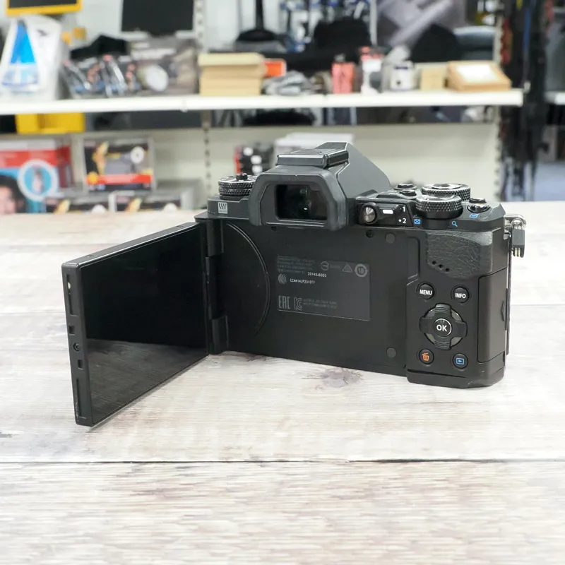 Used Olympus OM-D E-M5 Mark II - 2101 Actuations - 12 Months Warranty-3