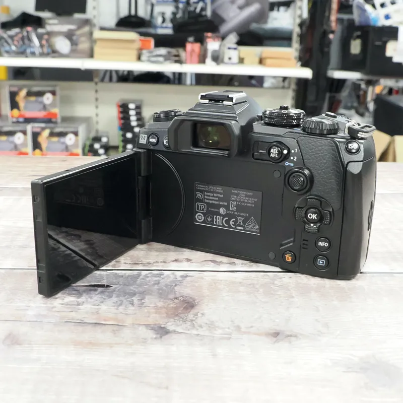 Used Olympus OM-D E-M1 III Body - 5996 Actuations - 12 Months Warranty-3