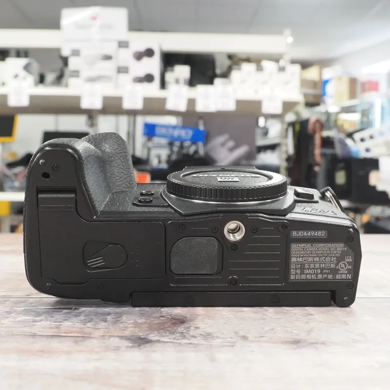 Used Olympus OM-D E-M1 III Body - 5996 Actuations - 12 Months Warranty-5