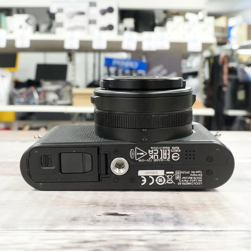Used Leica D-Lux 8 Digital Compact - 12 Months Warranty-4