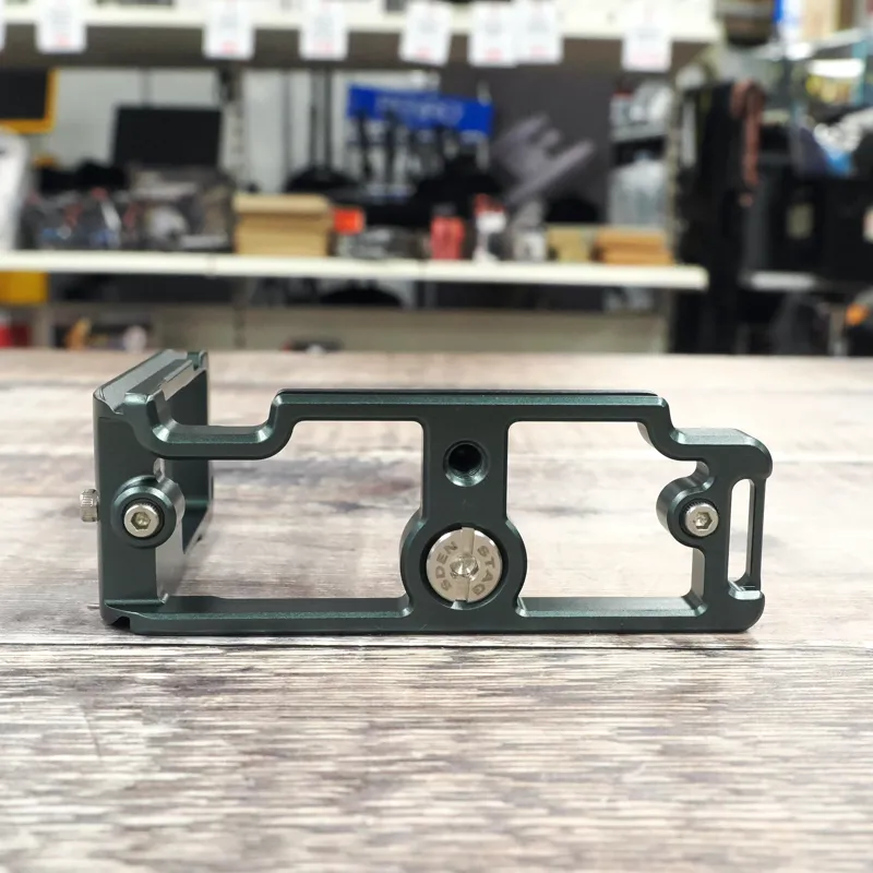 Used 3 Legged Thing Zelda L Mount/Arca - Nikon Z6 II - 3 Months Warranty-3