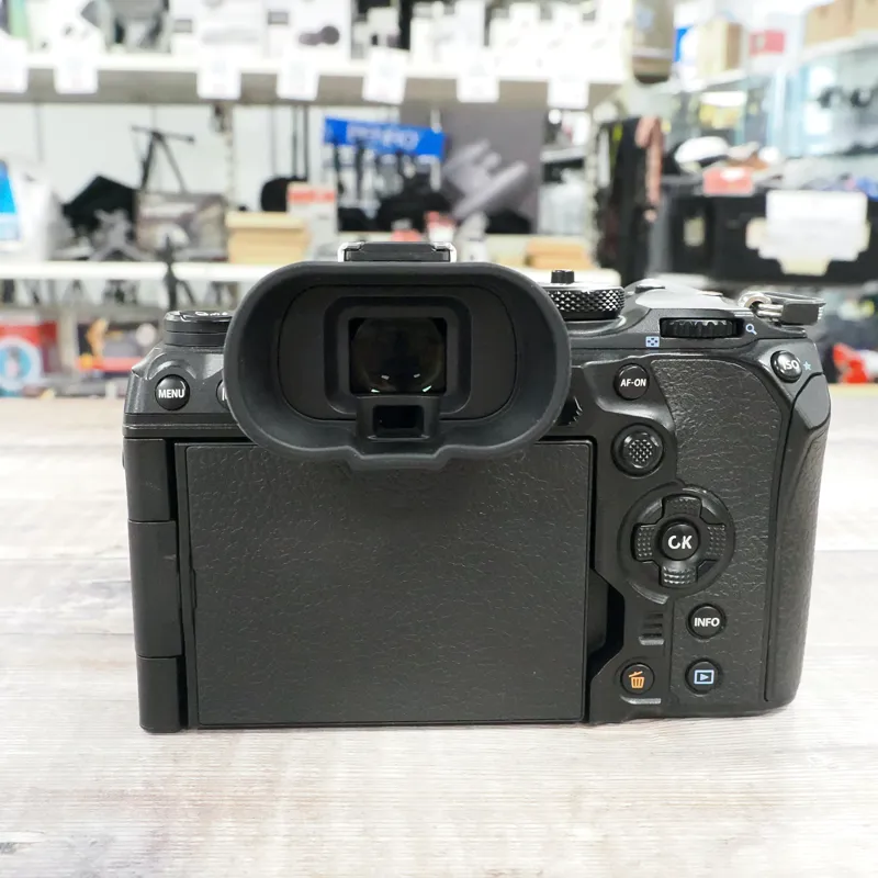 Used Olympus OM-1 Body - 472 Actuations - 12 Months Warranty-2
