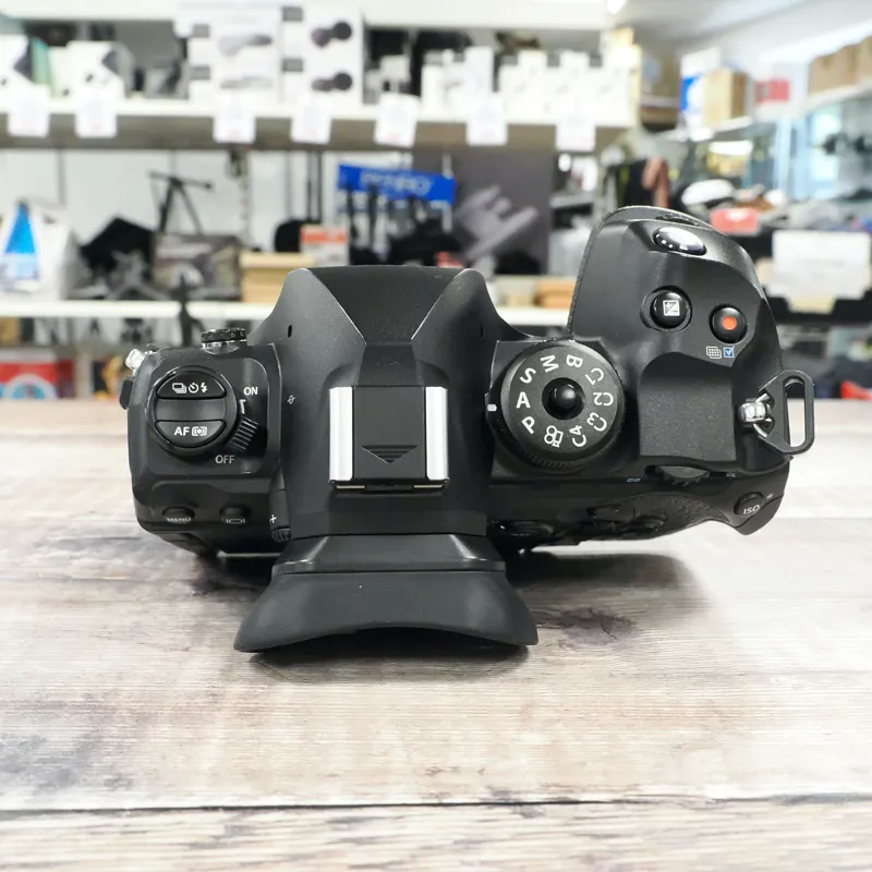 Used Olympus OM-1 Body - 472 Actuations - 12 Months Warranty-4