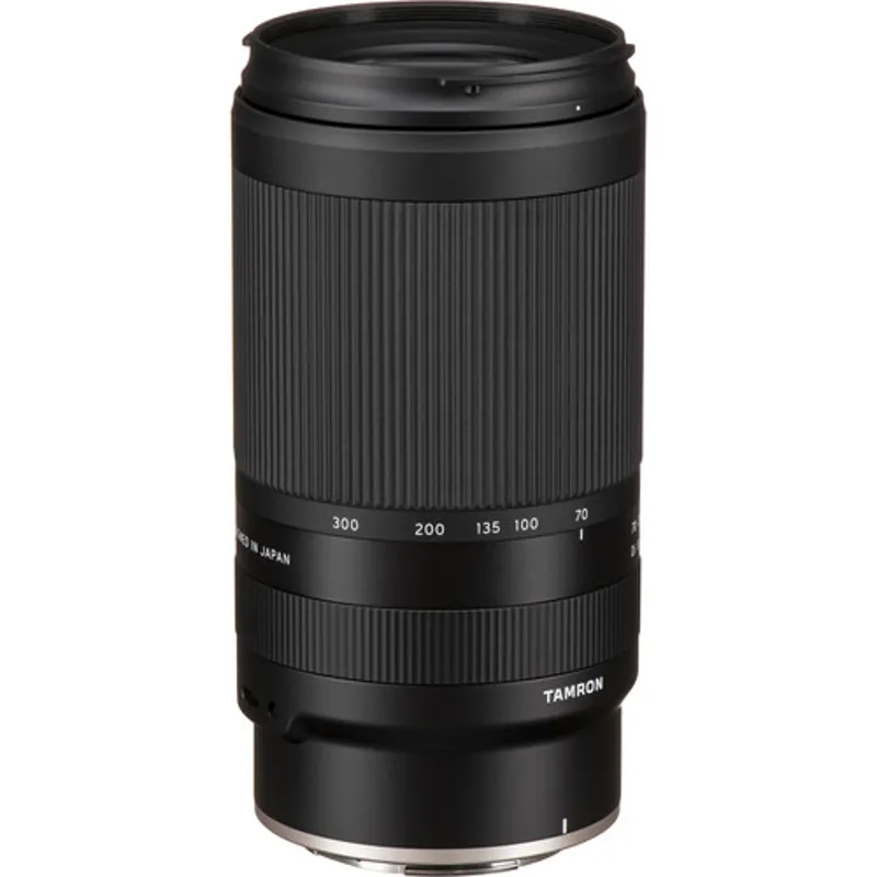 Tamron 70-300mm f/4.5-6.3 Di iii RXD lens for Nikon Z-3