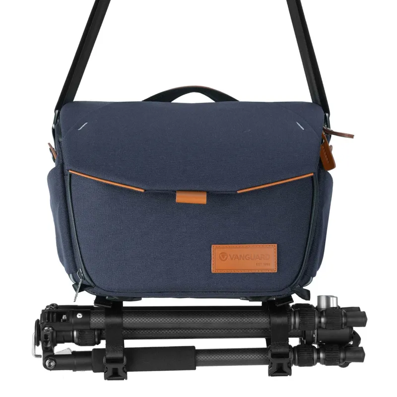Vanguard VEO City S30 Navy Blue Shoulder Bag - 7 Litres -1
